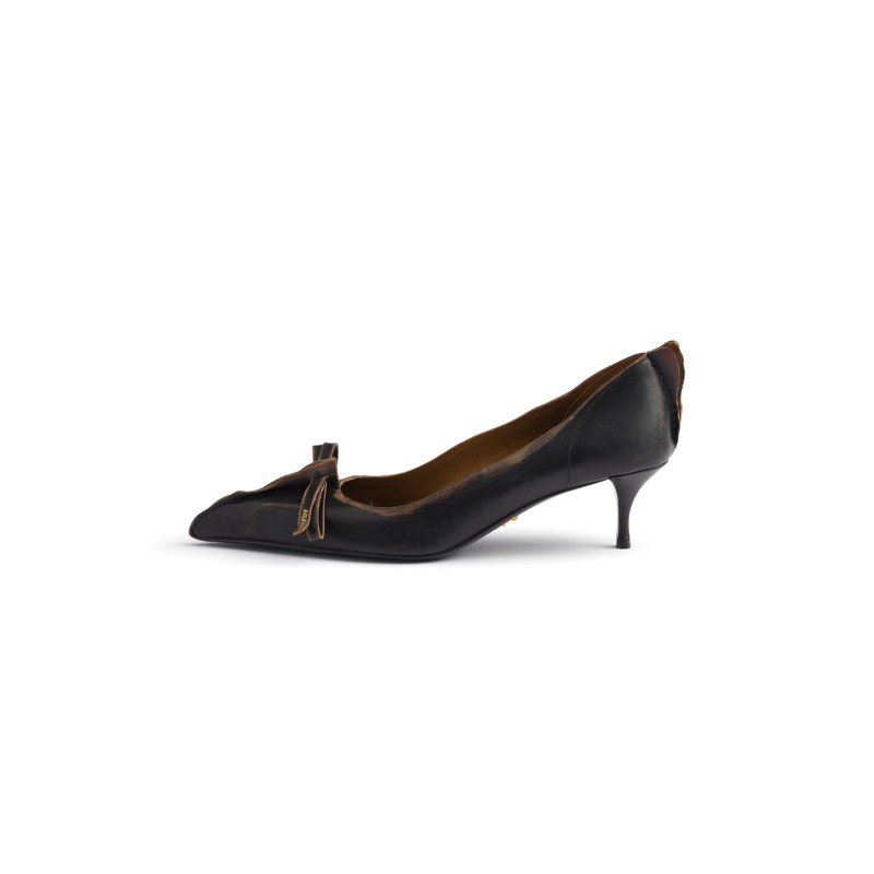 PRADA ANTIQUED LEATHER PUMPS 1I208O PRADA ANTIQUED LEATHER PUMPS 1I208O