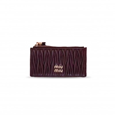MIU MIU MATELASSÉ ZIPPERED SOLID COLOR LOGO LEATHER WALLET 5MB006 (15*8cm) 