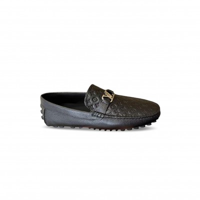 LOUIS VUITTON LV SILVERSTONE MOCCASIN LOUIS VUITTON LV SILVERSTONE MOCCASIN