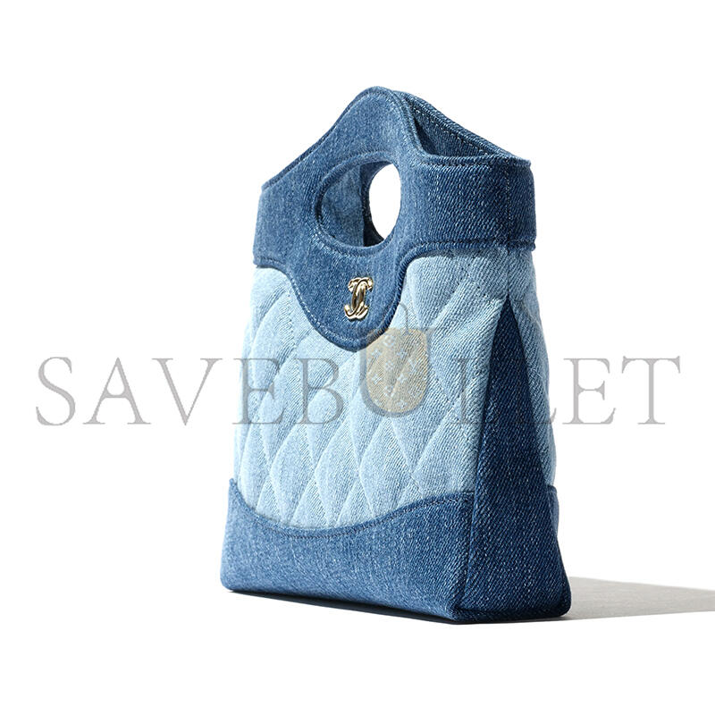 CHANEL DEMIN CLUTCH WITH CHAIN AP3656 (20.5*17*3.5cm) CHANEL DEMIN CLUTCH WITH CHAIN AP3656 (20.5*17*3.5cm)