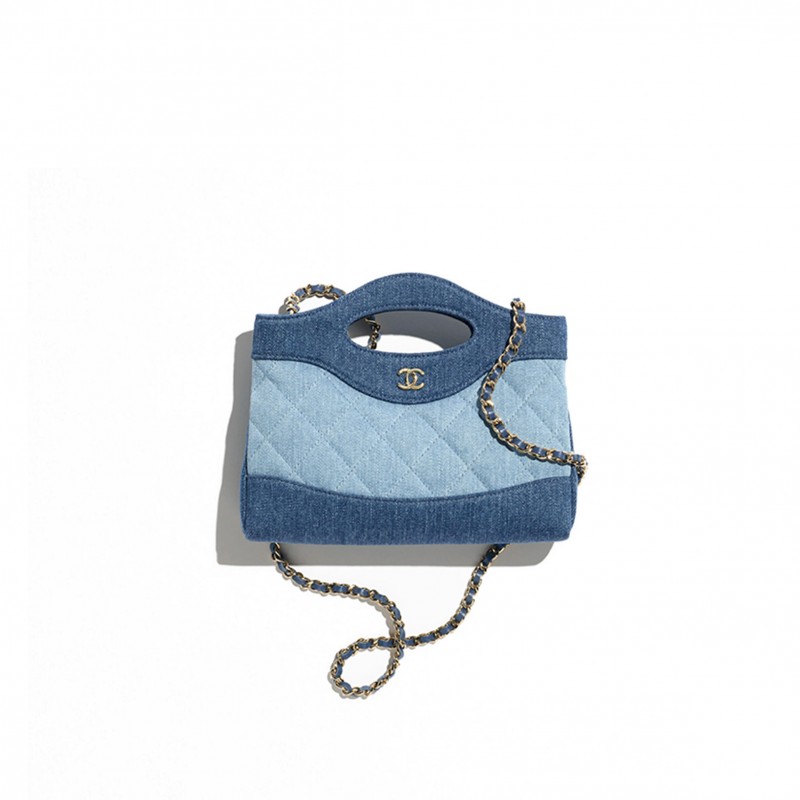 CHANEL DEMIN CLUTCH WITH CHAIN AP3656 (20.5*17*3.5cm) CHANEL DEMIN CLUTCH WITH CHAIN AP3656 (20.5*17*3.5cm)