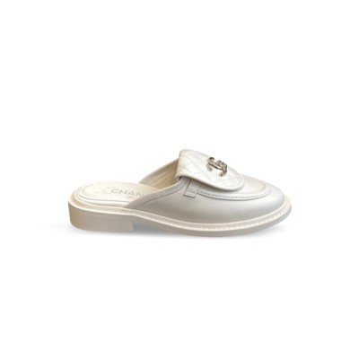 CHANEL QUILTED CC MULES G46120 CHANEL QUILTED CC MULES G46120