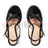 GUCCI WOMEN'S SANDAL WITH INTERLOCKING G STUDS 719843