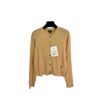 CHANEL KNITTED CARDIGAN CHANEL KNITTED CARDIGAN