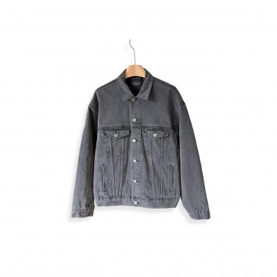 BALENCIAGA LOGO-PRINT DENIM JACKET BLACK BALENCIAGA LOGO-PRINT DENIM JACKET BLACK