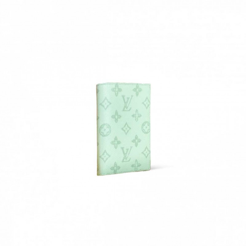 LOUIS VUITTON PASSPORT COVER M27612 (14*10*2.5cm) 