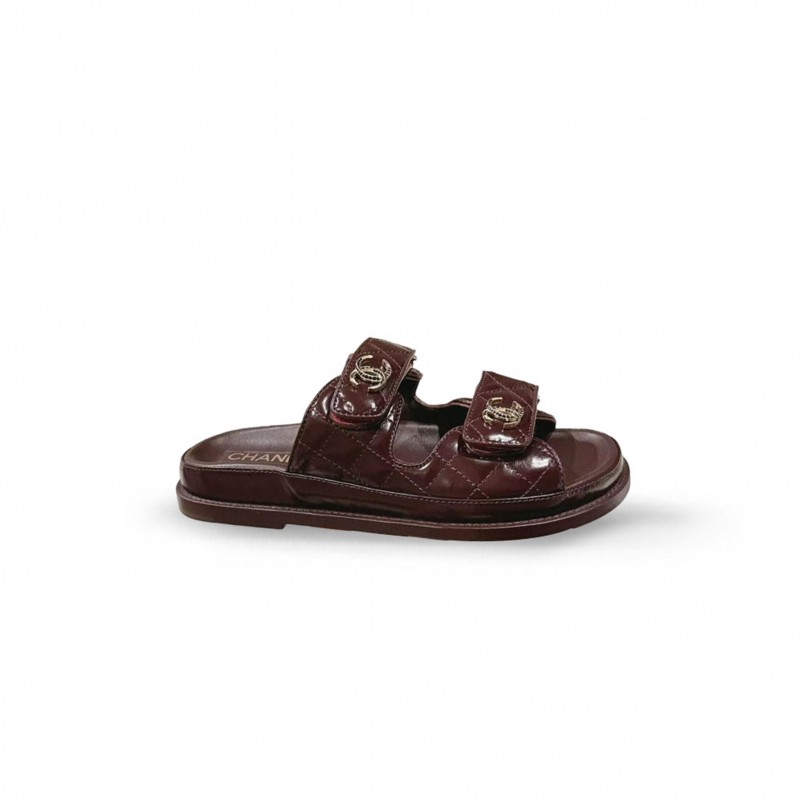CHANEL BURGUNDY RED PATENT GOLD CC LOGO MULE SLIDES 