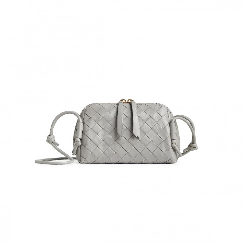 BOTTEGA VENETA CONCERT POUCH 794258 (18.5*11.5*8.5cm) 