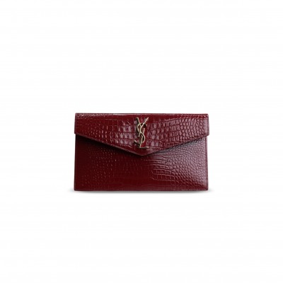 YSL UPTOWN POUCH IN CROCODILE-EMBOSSED 565739 (27*16*2cm) YSL UPTOWN POUCH IN CROCODILE-EMBOSSED 565739 (27*16*2cm)