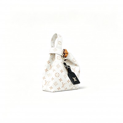 LOUIS VUITTON MASTER ATLANTIS BB M24408 (17*17*7cm) LOUIS VUITTON MASTER ATLANTIS BB M24408 (17*17*7cm)