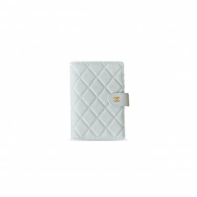 CHANEL MASTER CAVIAR QUILTED PASSPORT HOLDER A96066 (15*10*3cm) 