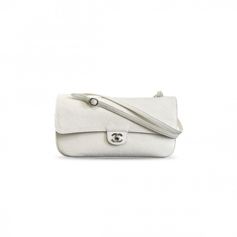 CHANEL MAXI FLAP BAG AS6231 (32*19.5*10cm)