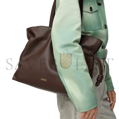 LOEWE LARGE FLAMENCO CLUTCH A411FL1X18 (38*29*14cm) LOEWE LARGE FLAMENCO CLUTCH A411FL1X18 (38*29*14cm)