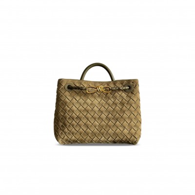 BOTTEGA VENETA SMALL ANDIAMO 743568 (25*20*10cm) BOTTEGA VENETA SMALL ANDIAMO 743568 (25*20*10cm)