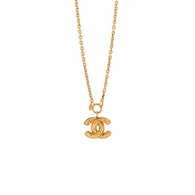 CHANEL METAL QUILTED CC LONG NECKLACE GOLD 
