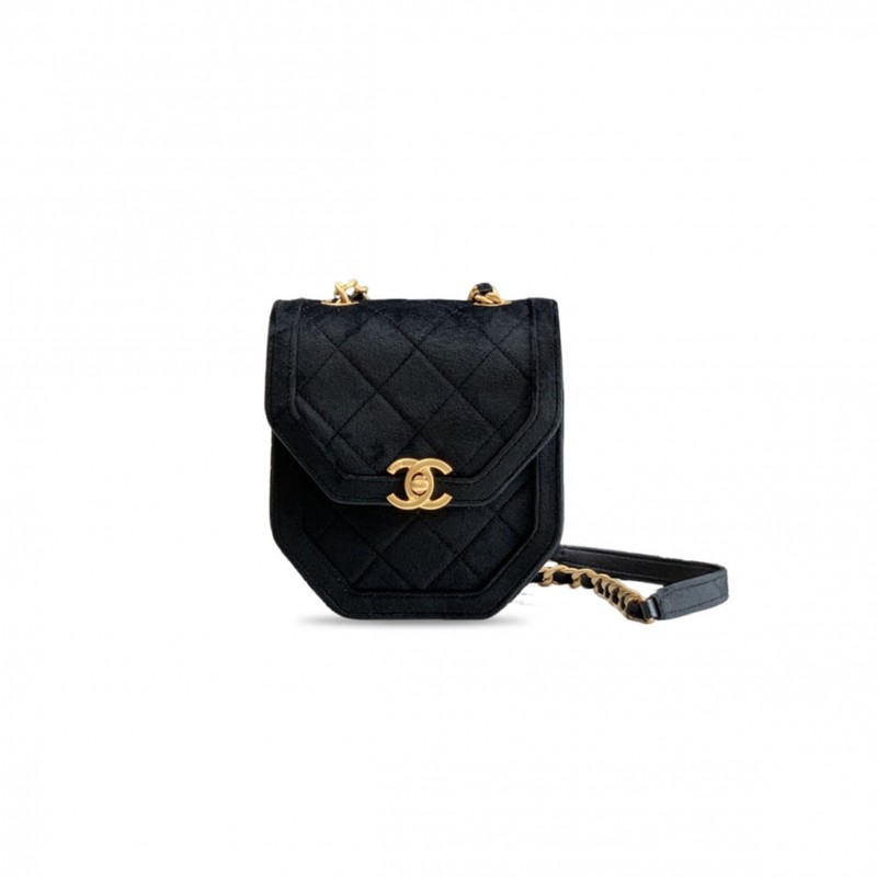 CHANEL BLACK MINI QUILTED VELVET PLACE (18*16*6cm) 