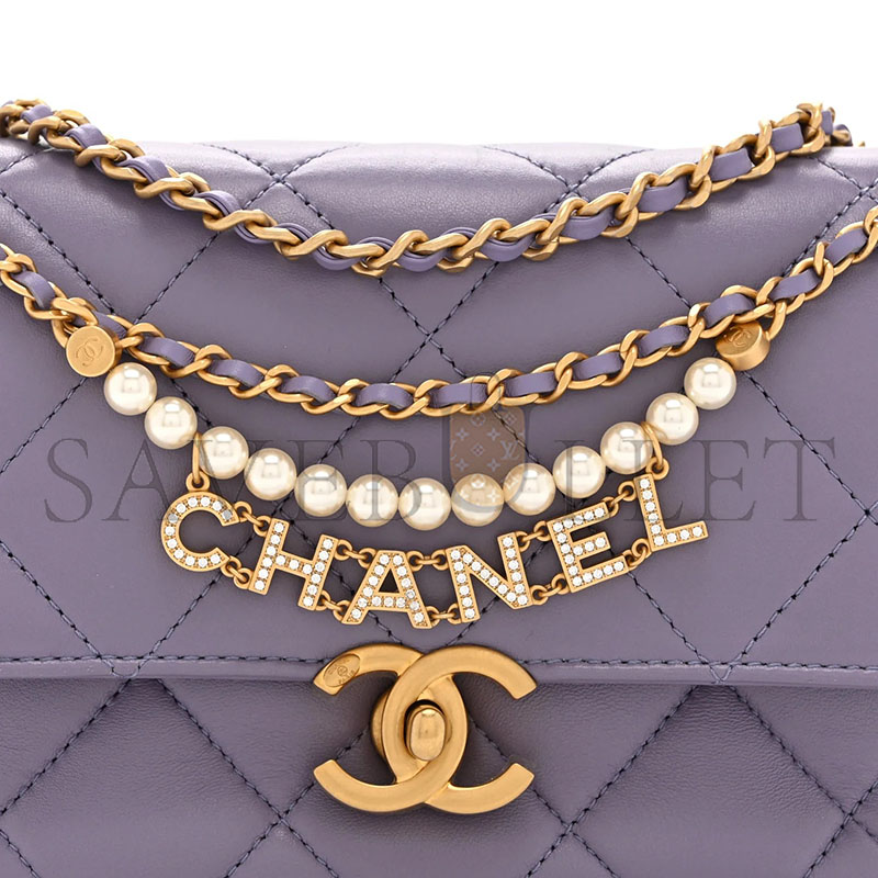CHANEL SHINY LAMBSKIN QUILTED MINI PEARL LOGO FLAP LIGHT PURPLE (18*13*6cm) 