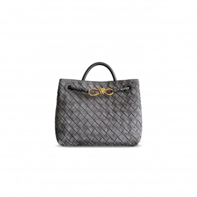 BOTTEGA VENETA SMALL ANDIAMO 743568 (25*22*10.5cm) BOTTEGA VENETA SMALL ANDIAMO 743568 (25*22*10.5cm)
