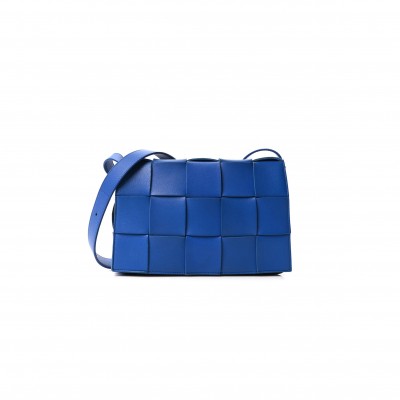 BOTTEGA VENETA CASSETTE 578004 (23*15*5.5cm)