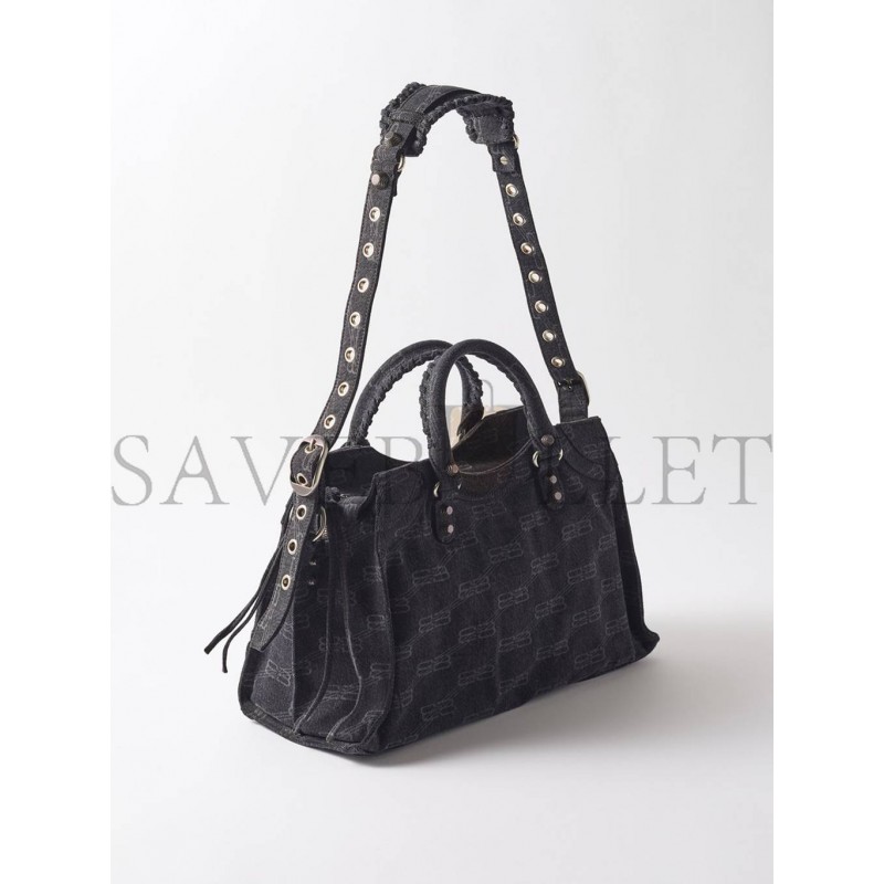 BALENCIAGA BLACK NEO CAGOLE CITY BB-LOGO DENIM SHOULDER BAG MATCHESFASHION US (39*25*18cm)