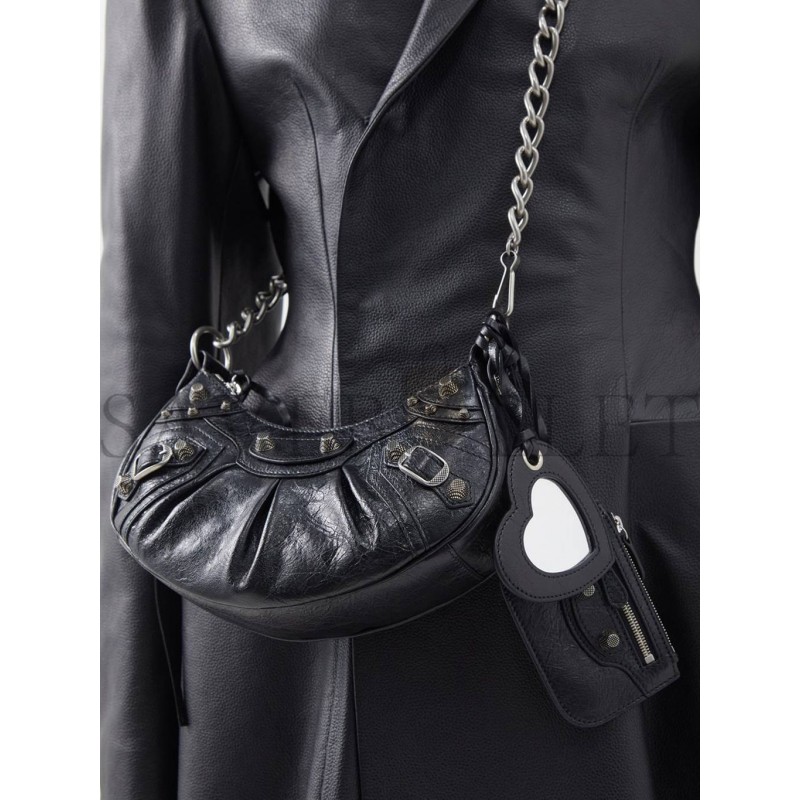 BALENCIAGA BLACK LE CAGOLE XS LEATHER SHOULDER BAG MATCHESFASHION US (25.6*11.4*7.3cm)