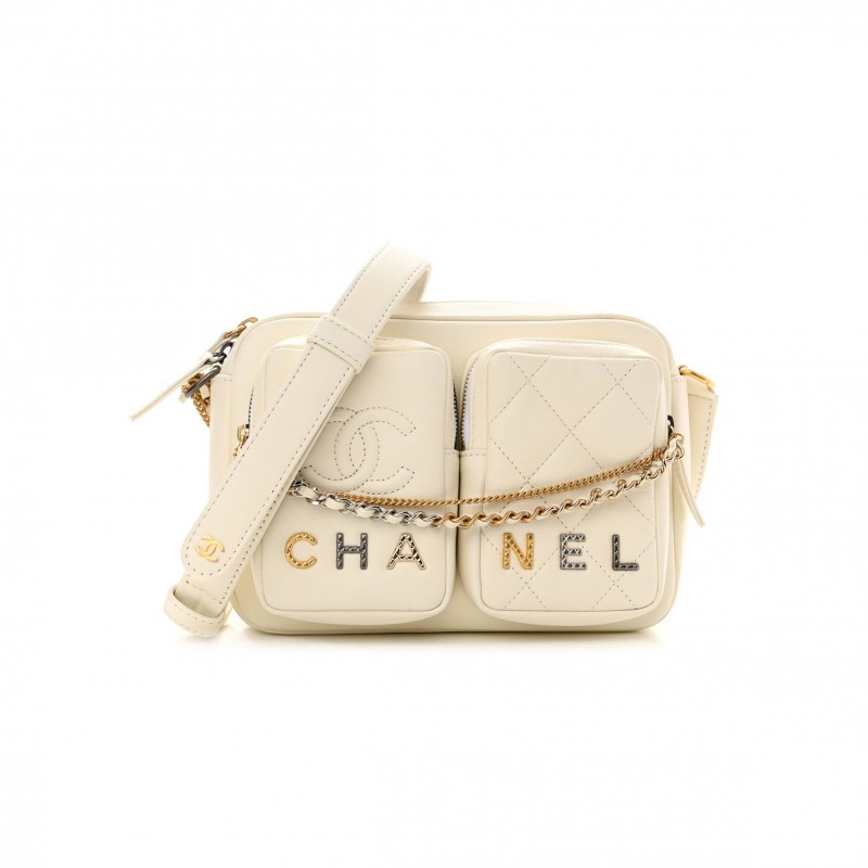 CHANEL CALFSKIN QUILTED SMALL CAMERA CASE WHITE GOLD HARDWARE (21*15*4cm)