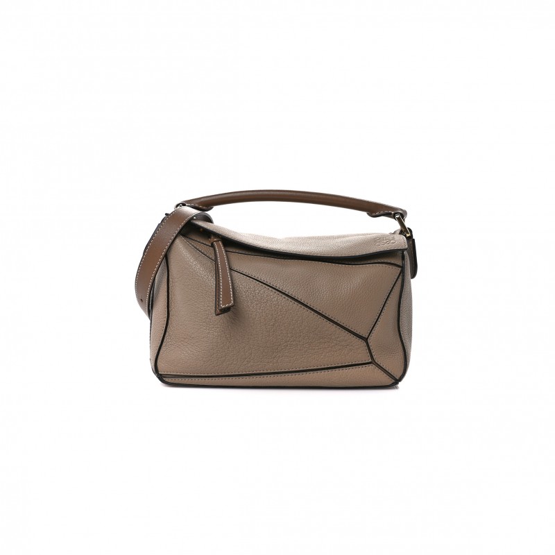 LOEWE GRAINED CALFSKIN SMALL PUZZLE BAG SAND MINK (24*16.5*10.5cm) 