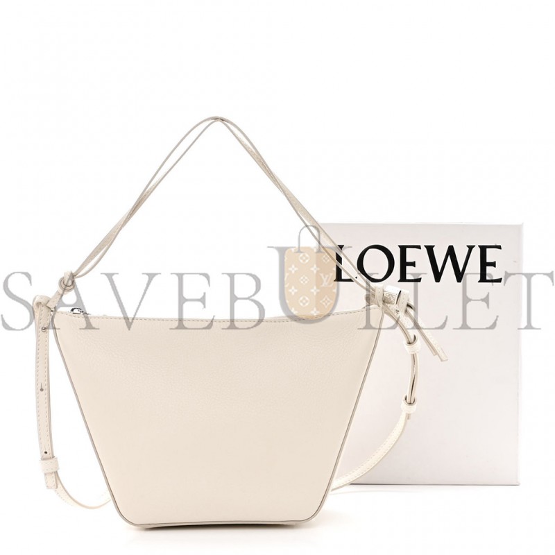 LOEWE CALFSKIN MINI HAMMOCK HOBO SOFT WHITE (17*17*10cm)