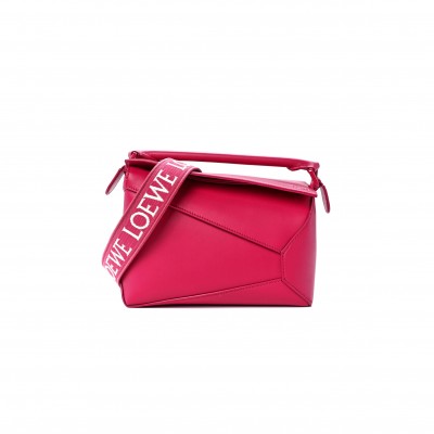LOEWE SATIN CALFSKIN MONOCHROME SMALL PUZZLE EDGE BAG RUBY RED GLAZE (24*16.5*10.5cm)