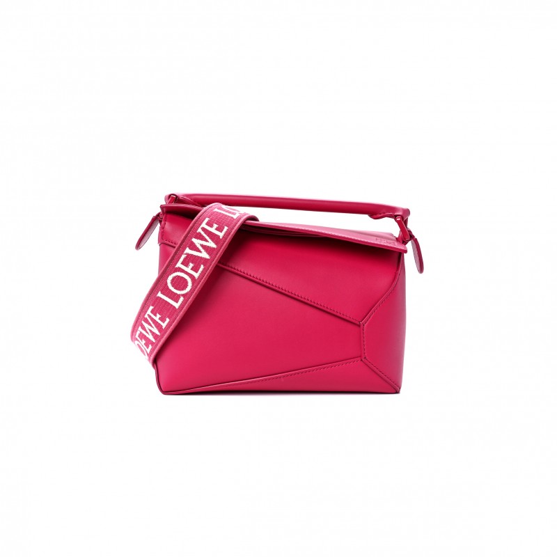 LOEWE SATIN CALFSKIN MONOCHROME SMALL PUZZLE EDGE BAG RUBY RED GLAZE (24*16.5*10.5cm)