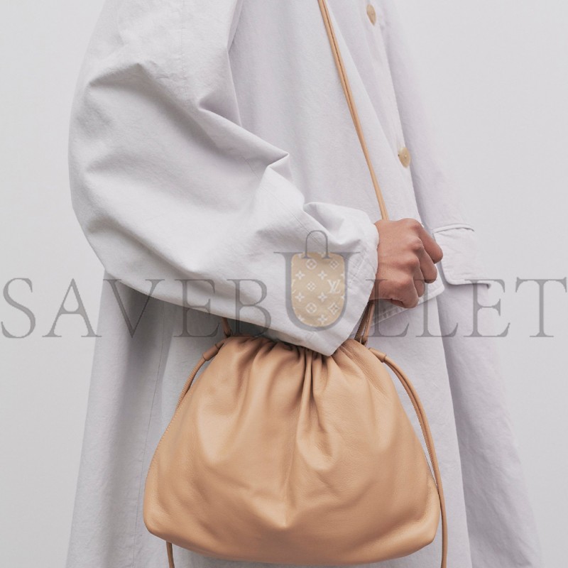 THE ROW ANGY BAG IN LEATHER CREAM W1620L108CREAG (30*21*7cm)