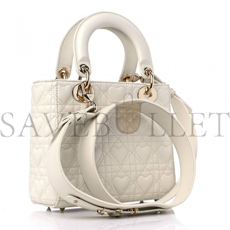 DIOR LAMBSKIN CANNAGE DIORAMOUR HEART SMALL LADY DIOR WHITE RED (20*17*8.3cm)