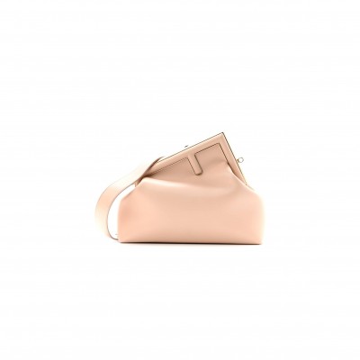 FENDI SHINY NAPPA MEDIUM FENDI FIRST POUDRE (32.5*23.5*15cm)