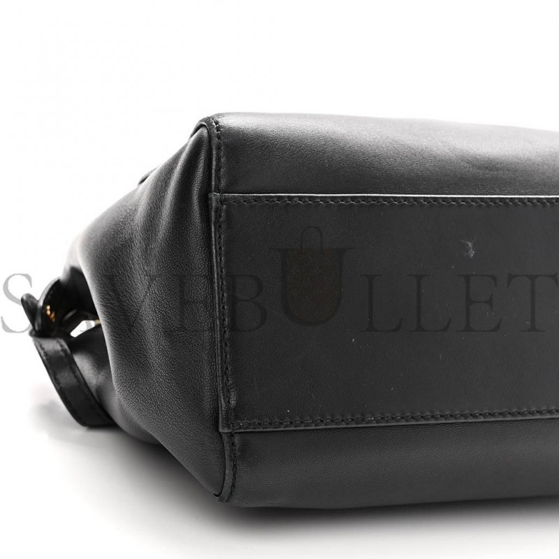 FENDI NAPPA MINI PEEKABOO ICONIC SATCHEL BLACK (23*17*11cm) FENDI NAPPA MINI PEEKABOO ICONIC SATCHEL BLACK (23*17*11cm)