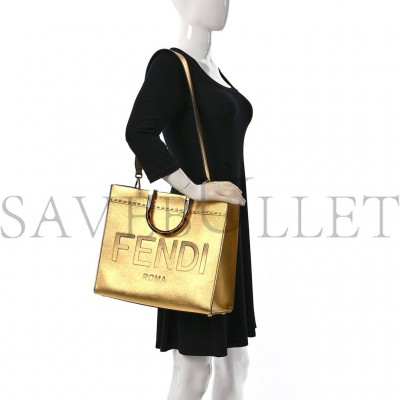 FENDI VITELLO CATALAN MIRROR PLEXIGLASS LOGO EMBOSSED MEDIUM FENDI SUNSHINE SHOPPER TOTE GOLD (36*30*14cm) FENDI VITELLO CATALAN MIRROR PLEXIGLASS LOGO EMBOSSED MEDIUM FENDI SUNSHINE SHOPPER TOTE GOLD (36*30*14cm)