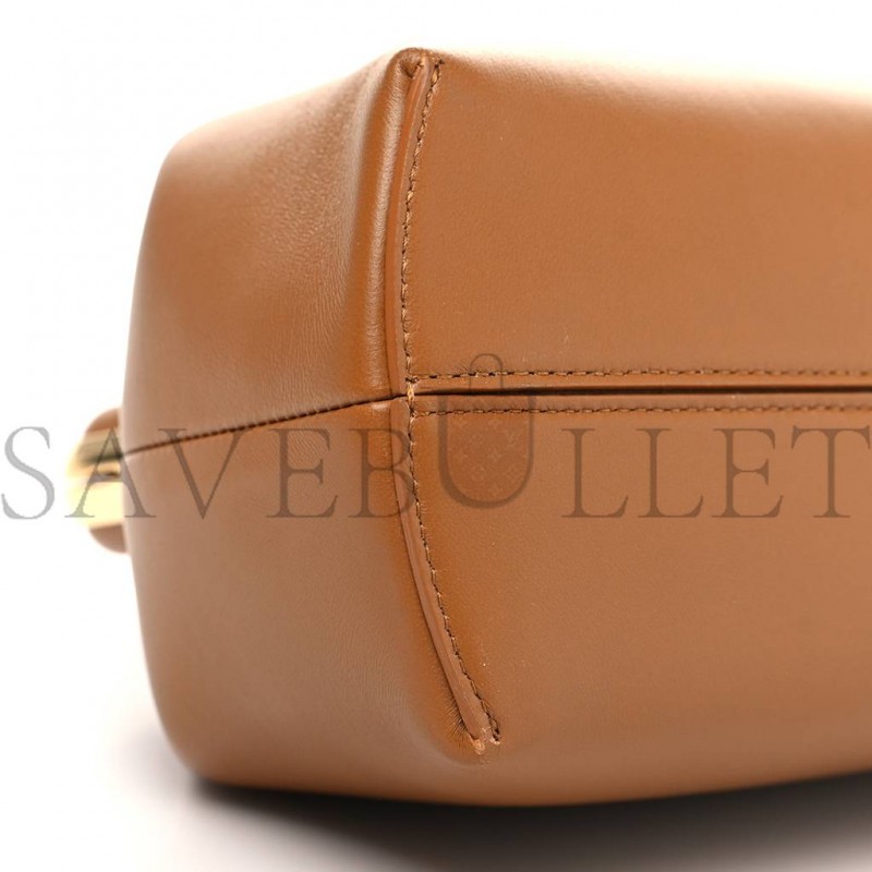 FENDI SHINY NAPPA MEDIUM FENDI FIRST CARAMELLO (32.5*23.5*15cm) FENDI SHINY NAPPA MEDIUM FENDI FIRST CARAMELLO (32.5*23.5*15cm)